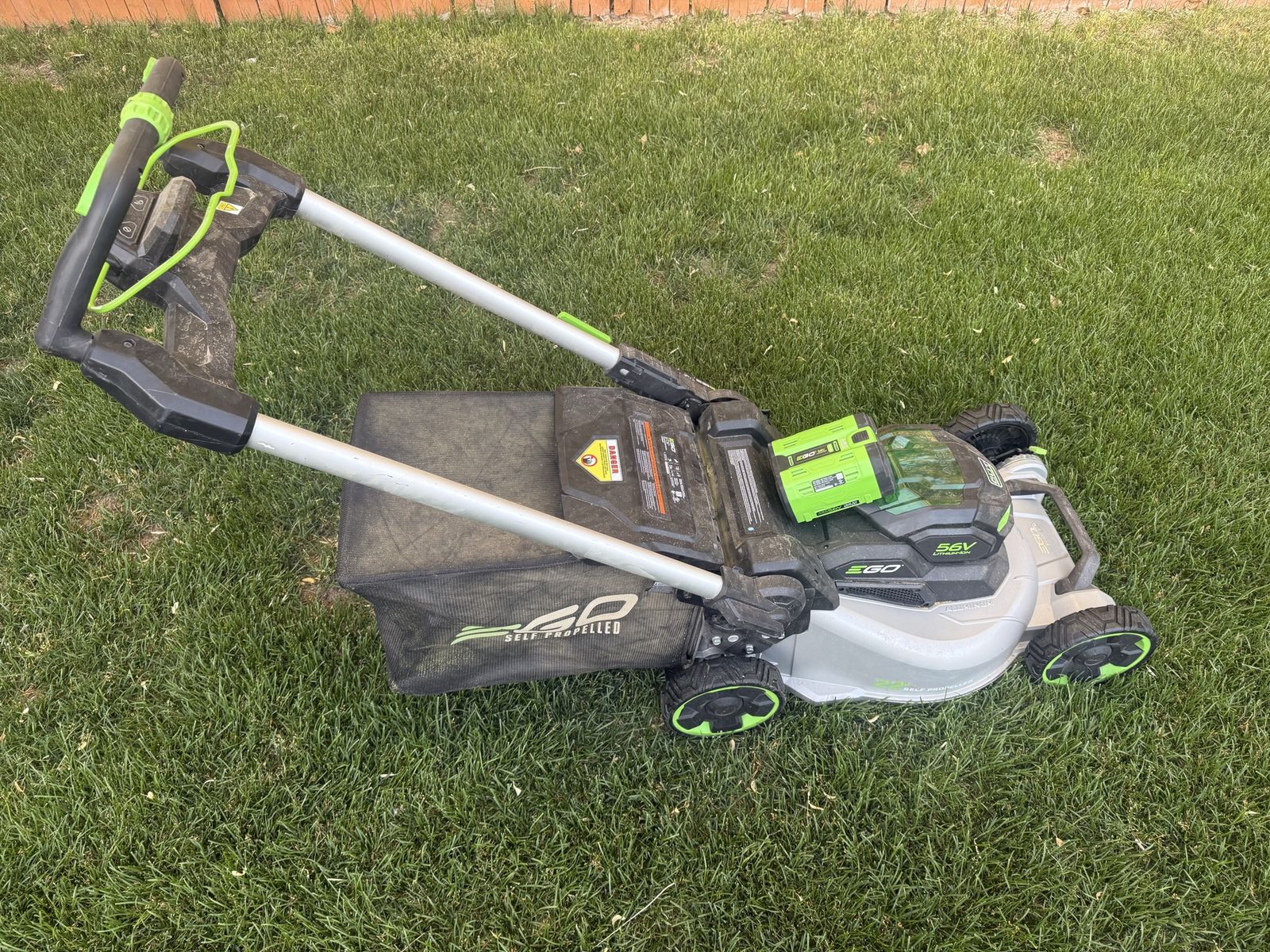 EGO Power+ Select Cut LM2135SP 21" 56V Self-Propelled Cordless Lawn Mower with Battery