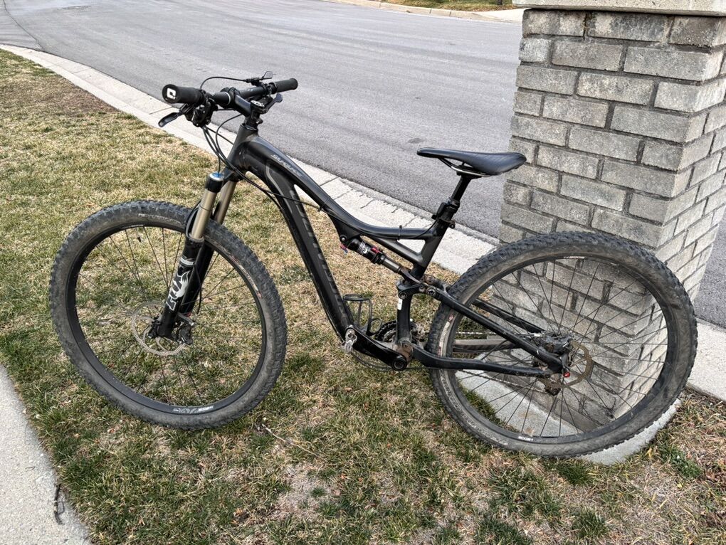 Specialized Stumpjumper Full-Suspension (Medium)