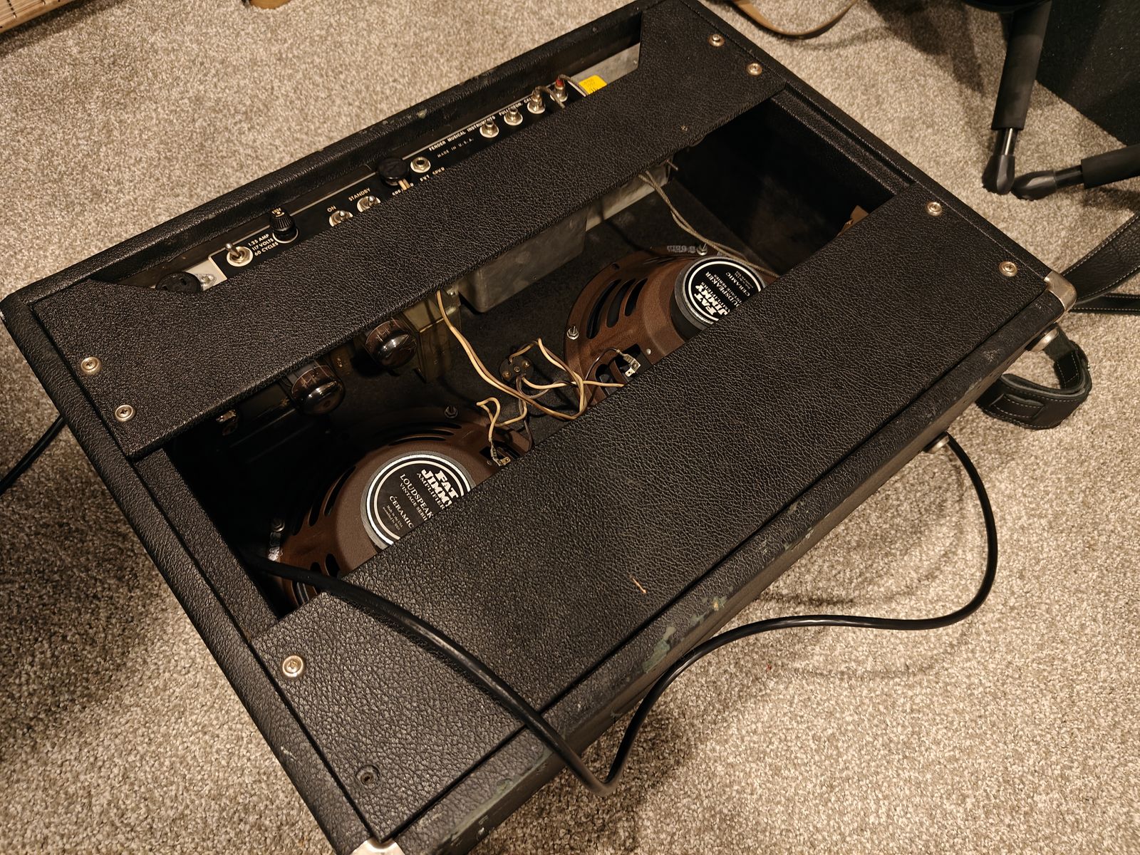 Main image 5
