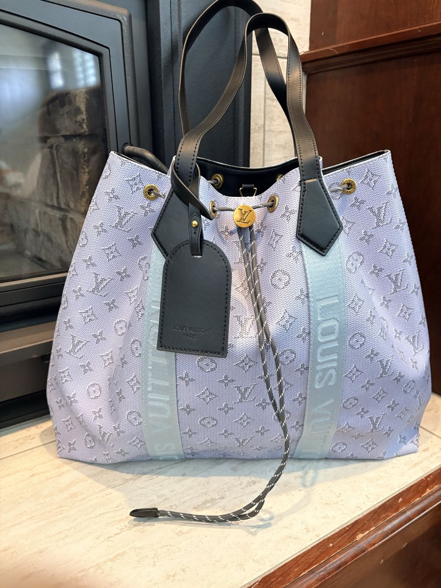 Beautiful LV Large Tote Bag New Blue w/red