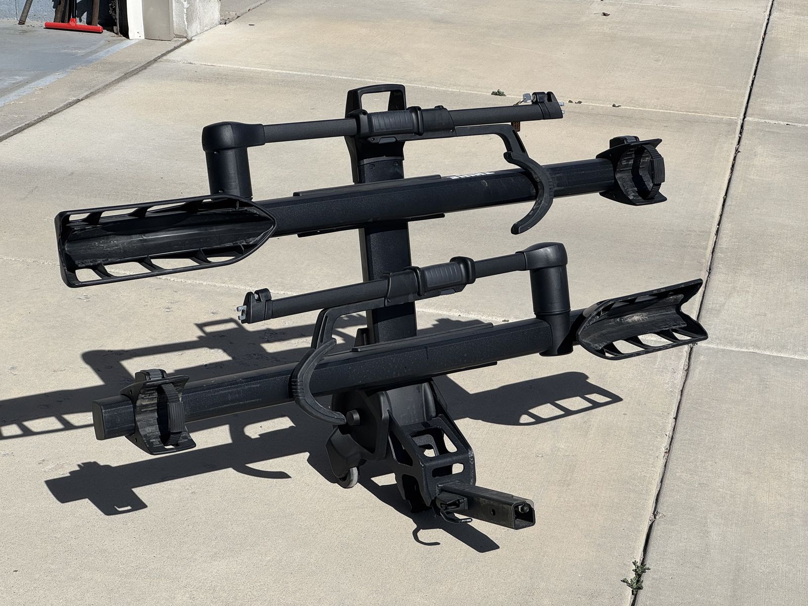 Thule T2 Pro XTR 2 Bike Hitch Rack