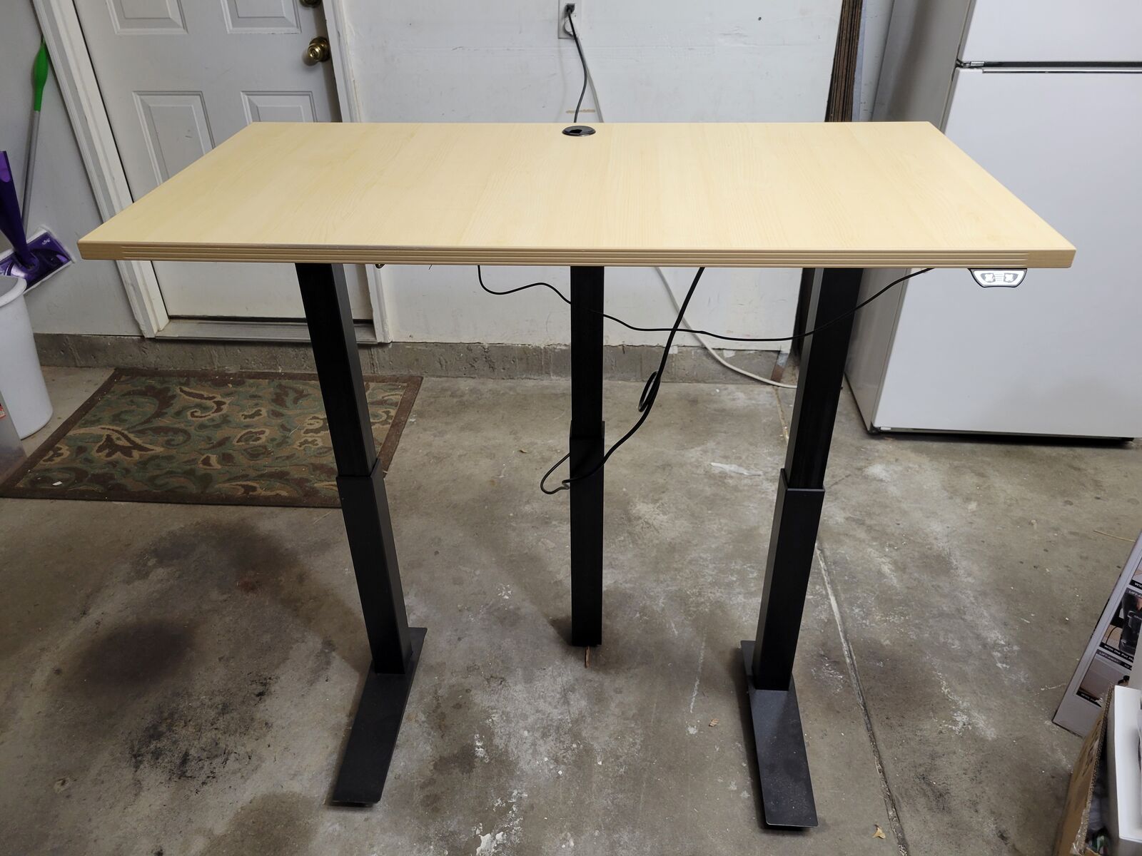 Adjustable Standing Desk