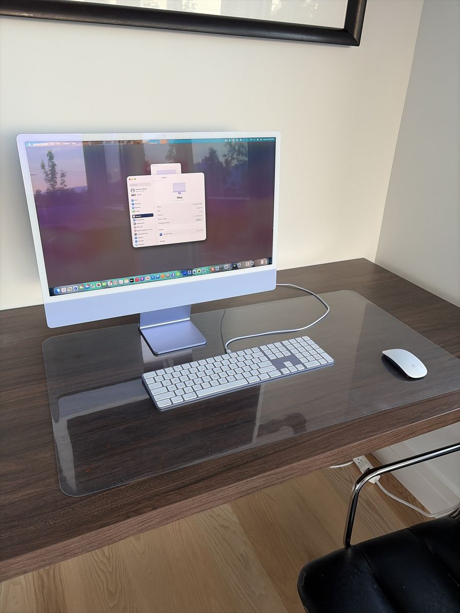 Apple iMac 24” M1 (2021) + Touch ID Keyboard & Magic Mouse