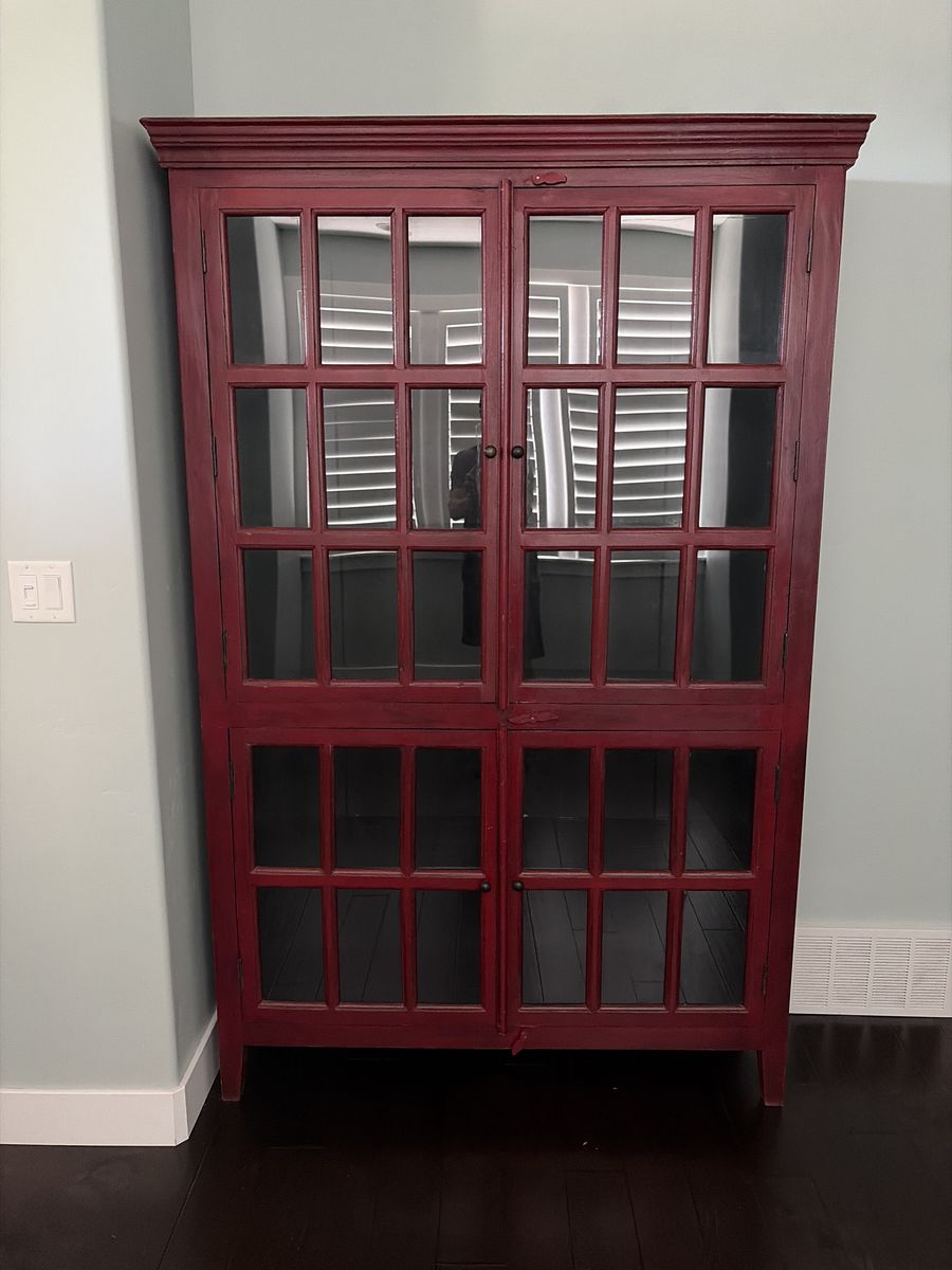 Main image 3