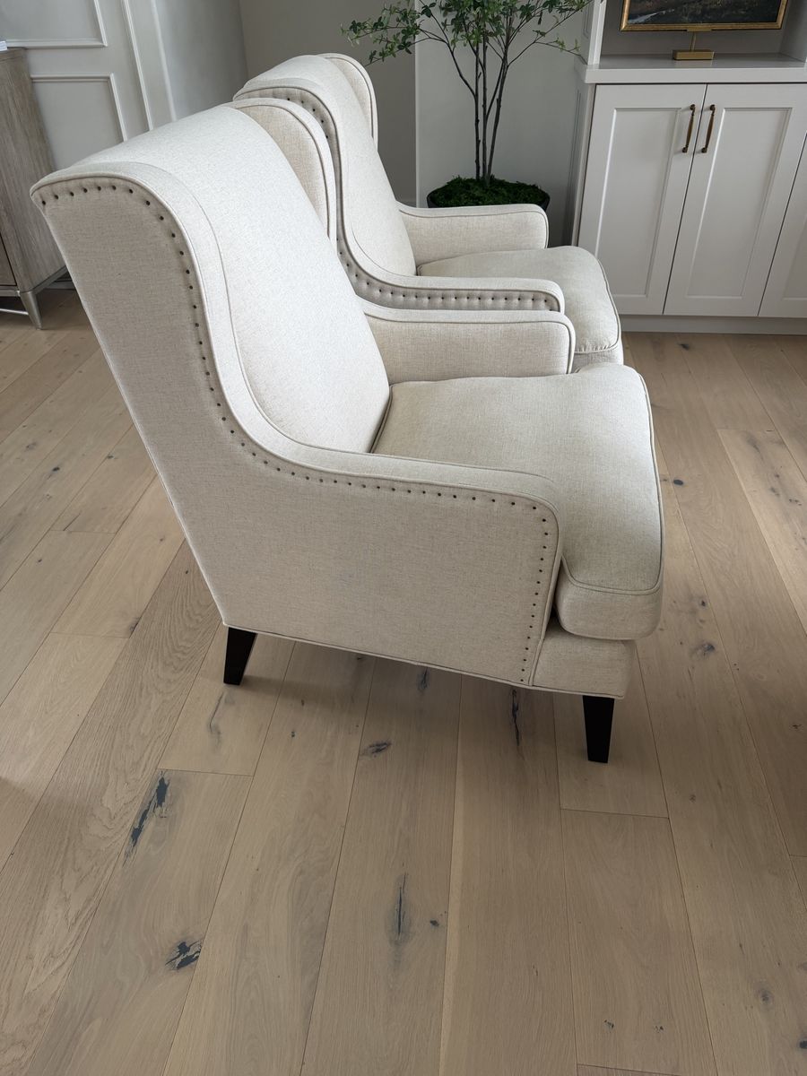 Accent Chairs