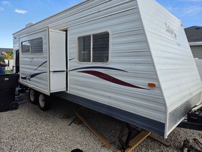 Tahoe Glidelite Travel Trailer Bumper Pull