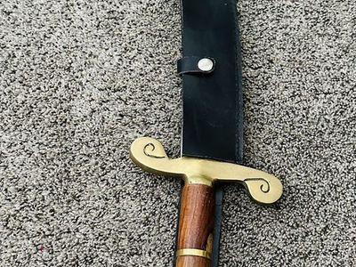 Pakistan-made replica Scottish Claymore Sword