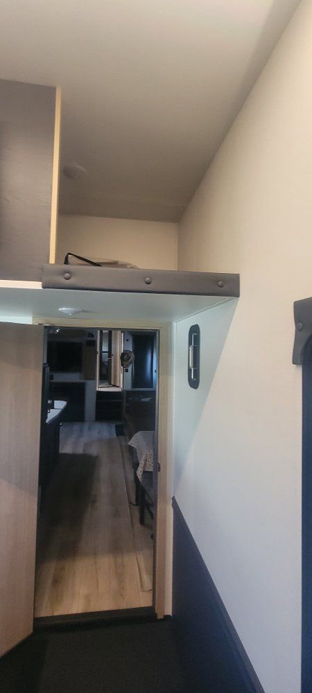 Main image 27
