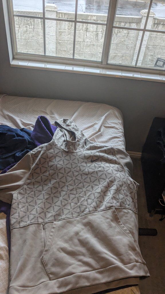 Nike,boohoo man sweater and bomber jacket 4xl