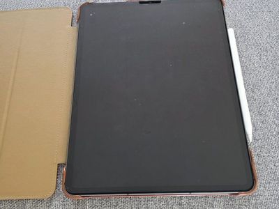 iPad Pro 12.9" 5th Gen (M1) — 128GB, WiFi + Cellular — $600 OBO