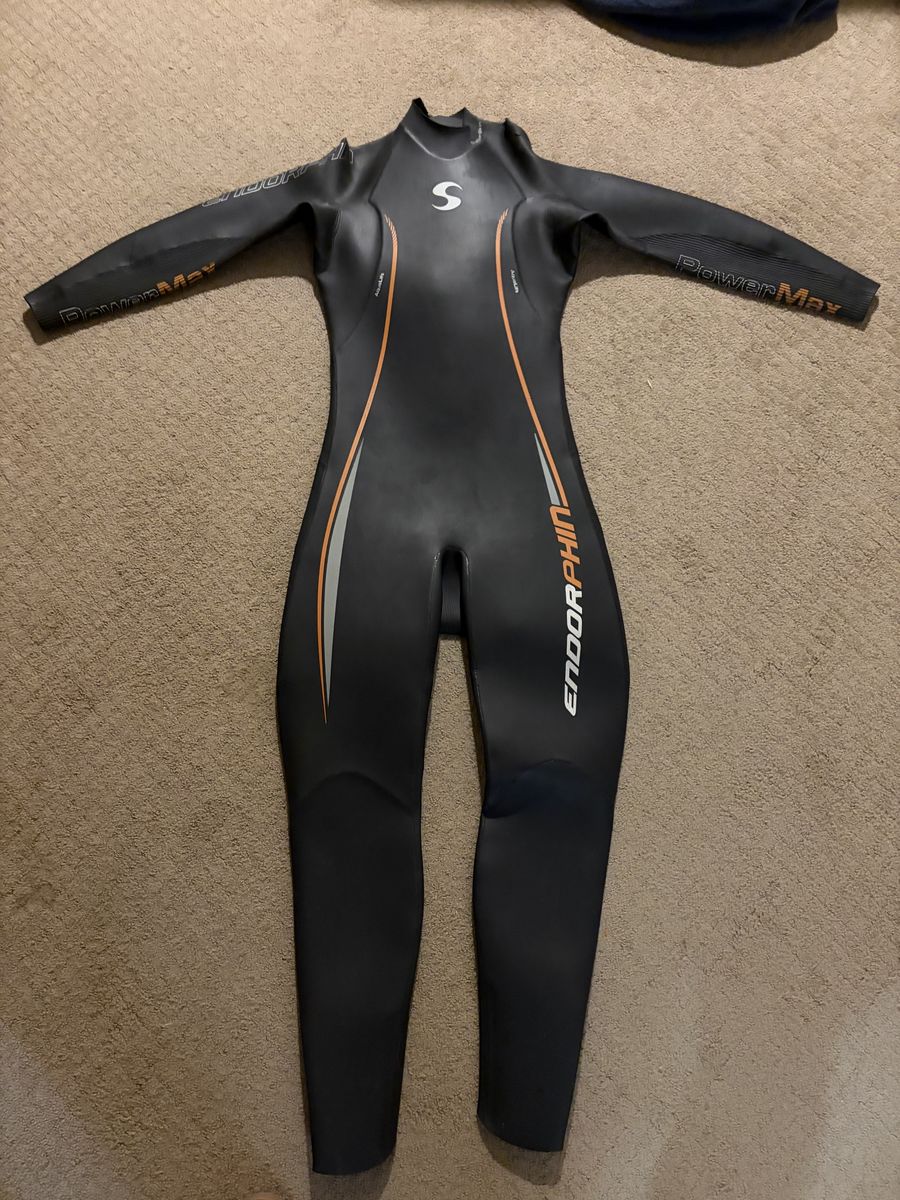 Synergy Endorphin PowerMax Triathlon Wetsuit - Mens Black/Orange. Size Large.