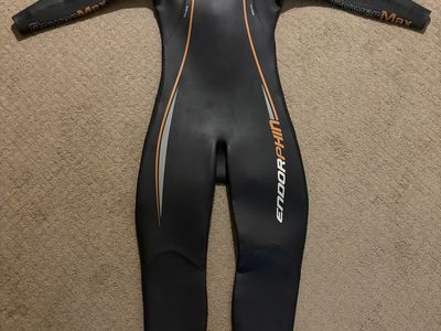 Synergy Endorphin PowerMax Triathlon Wetsuit - Mens Black/Orange. Size Large.