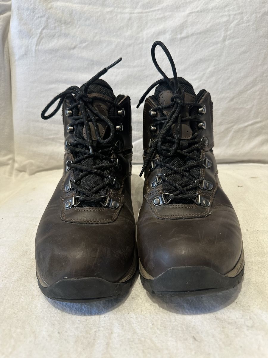 Eddie Bauer Men’s 10.5 Everett Leather Hiking Boot