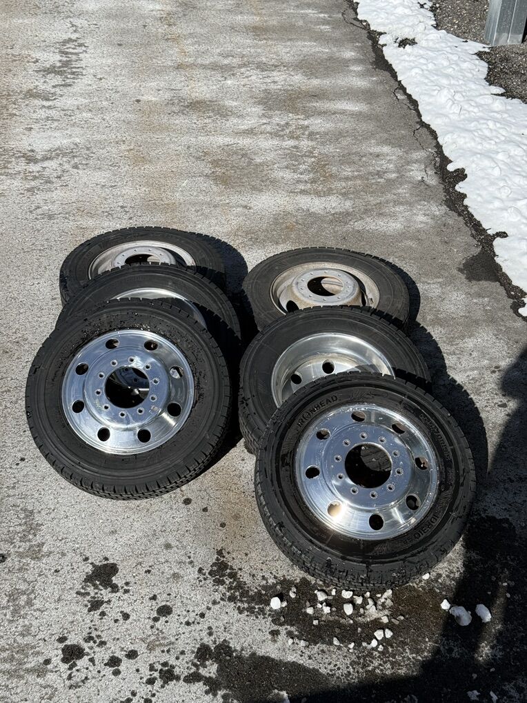 Alcoa Wheels With New Tires Ford F550 Takeoff