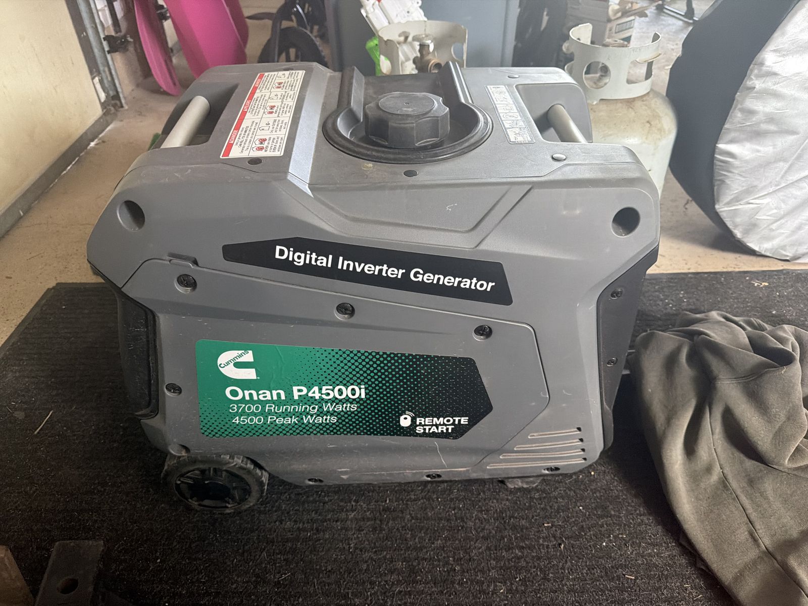 Onan P4500i generator