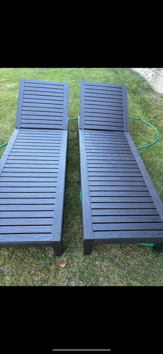 Set of Outdoor Lounge Chairs