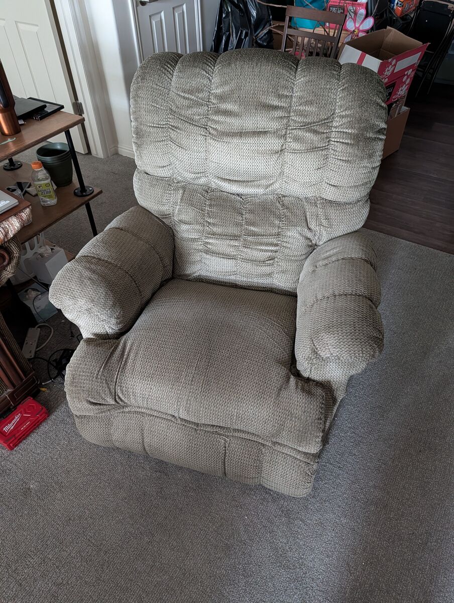 Free couch& chair