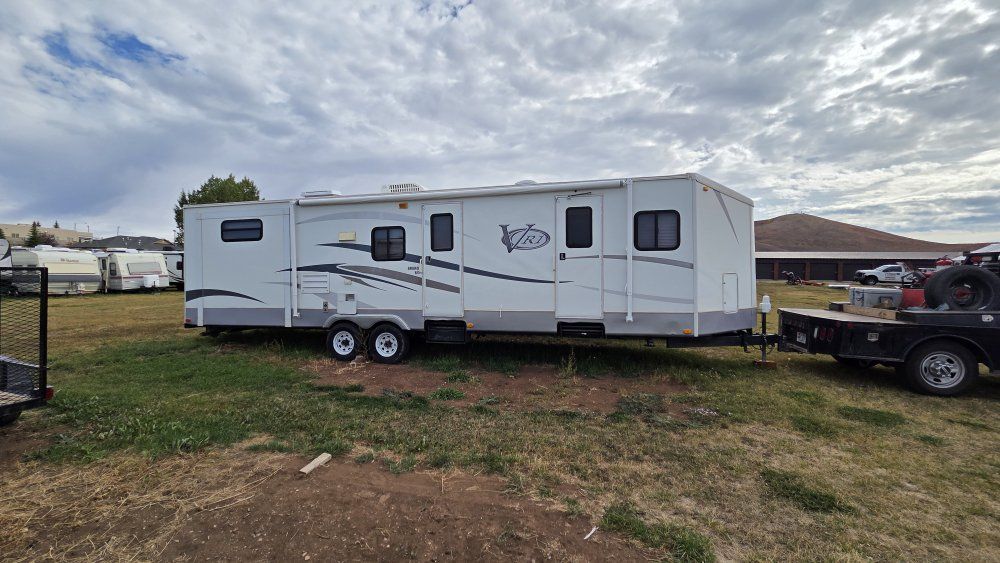 2007 keystone VR1 bunkhouse open to offers