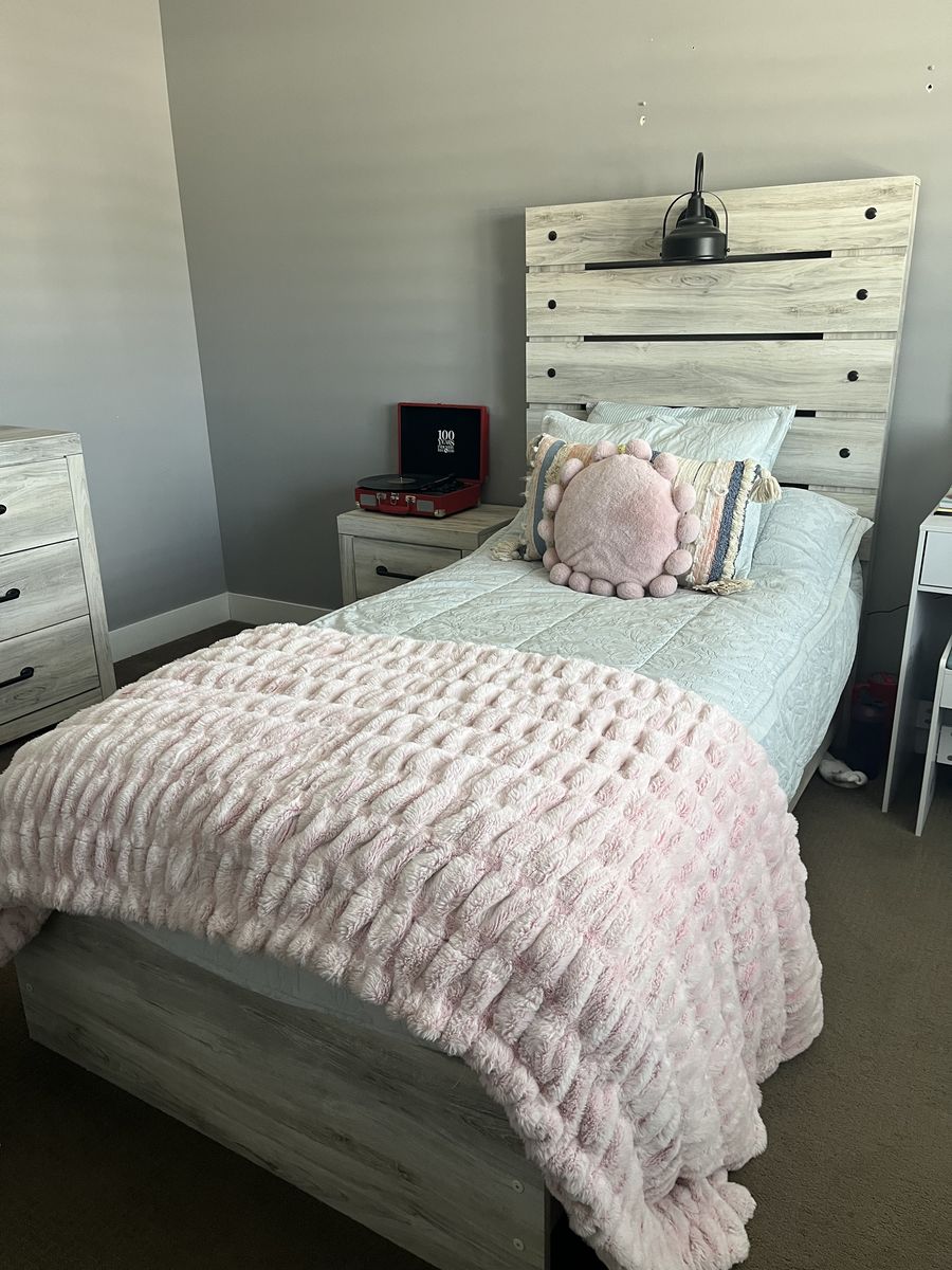 Bedroom Set