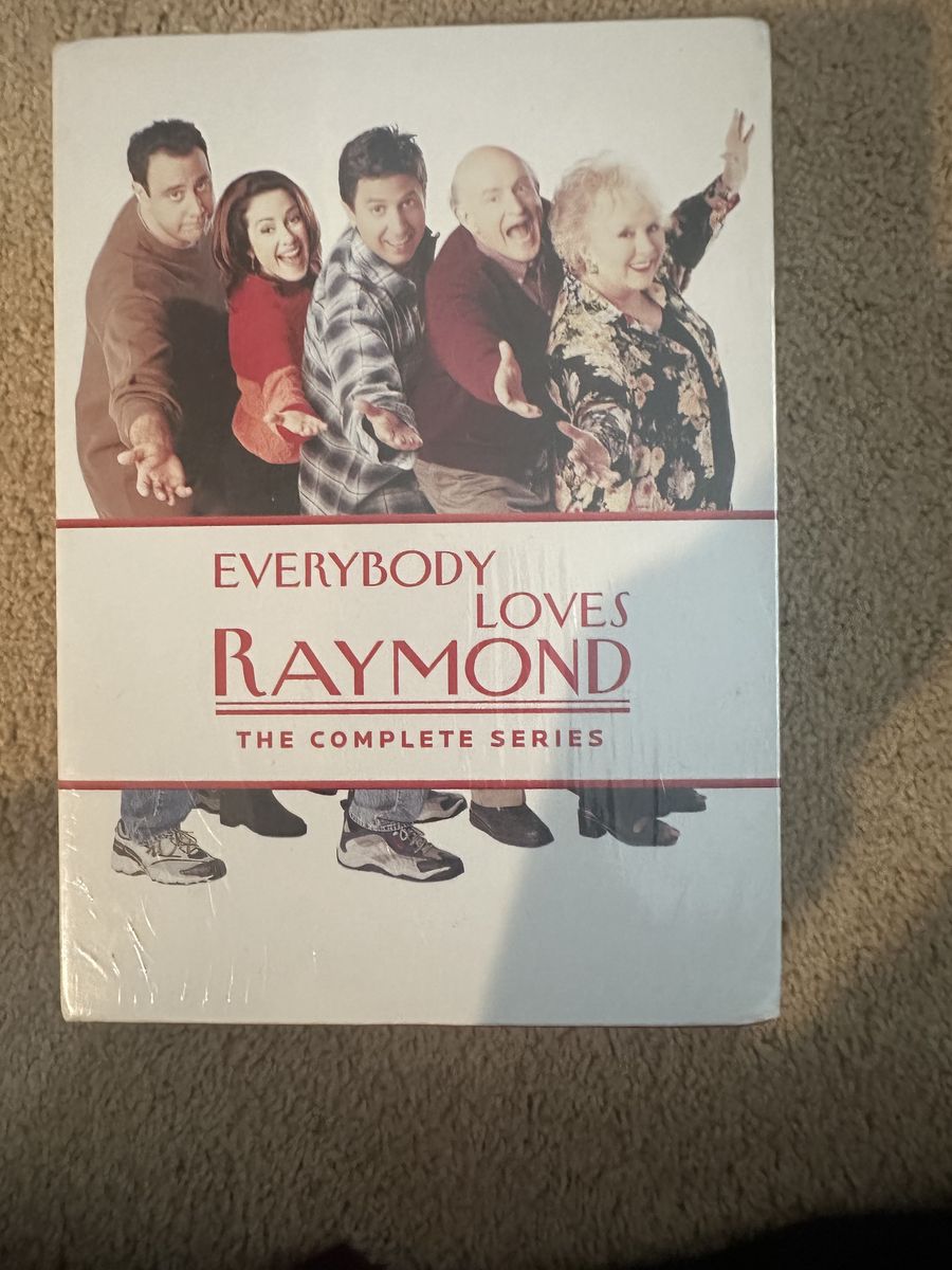 Everybody Loves Raymond: The Complete Series DVD Box Set - All 9 Seasons, 44 Discs, Bonus Features