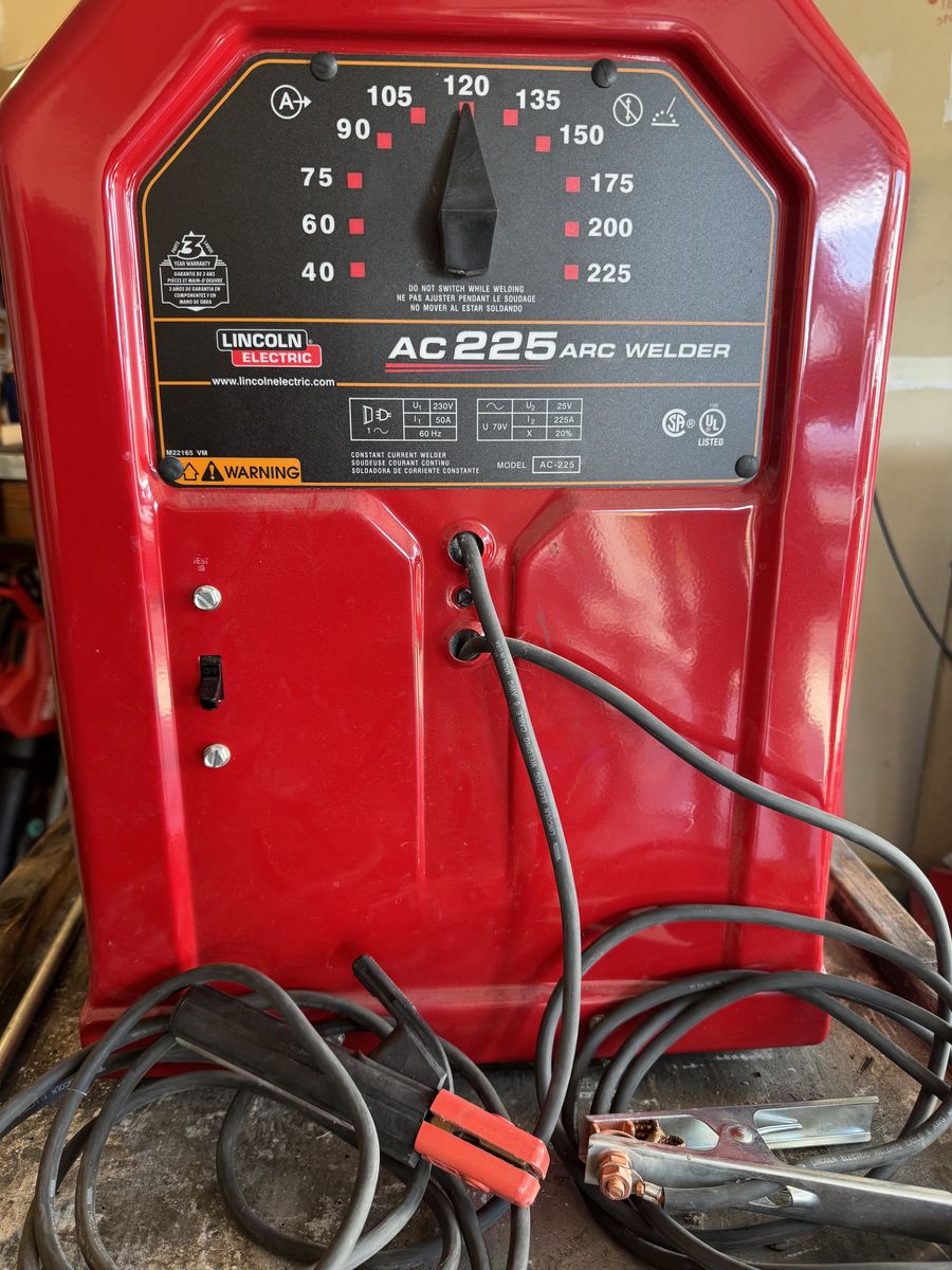 Lincoln Electric AC225 Arc Welder