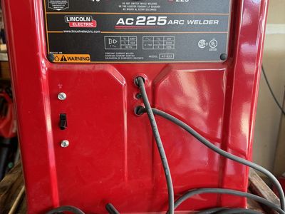 Lincoln Electric AC225 Arc Welder