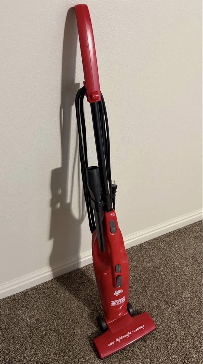 Dirt Devil Simpli Stik Vacuum Cleaner