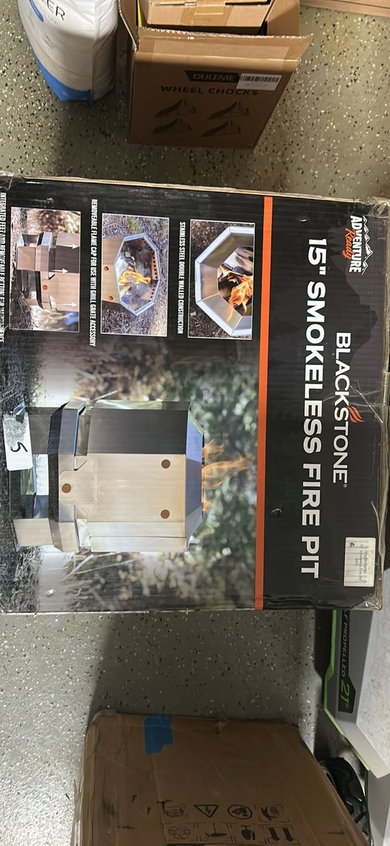 Blackstone Adventure Ready 15" Smokeless Fire Pit - Stainless Steel