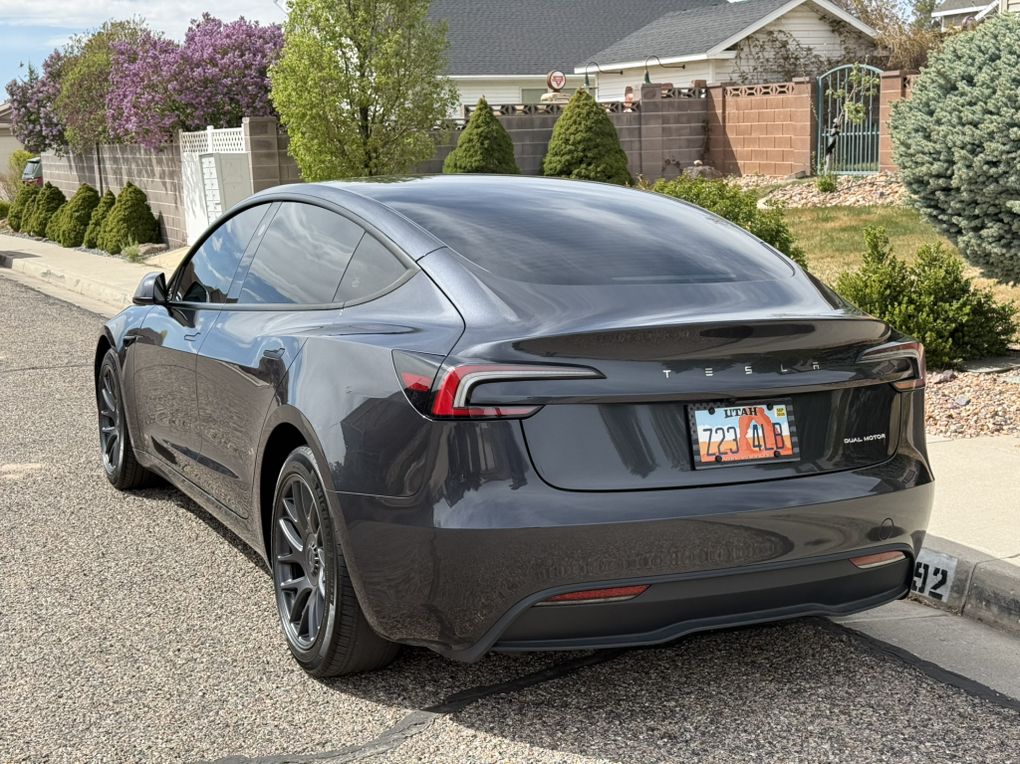 2025 Tesla Model 3 Long Range AWD