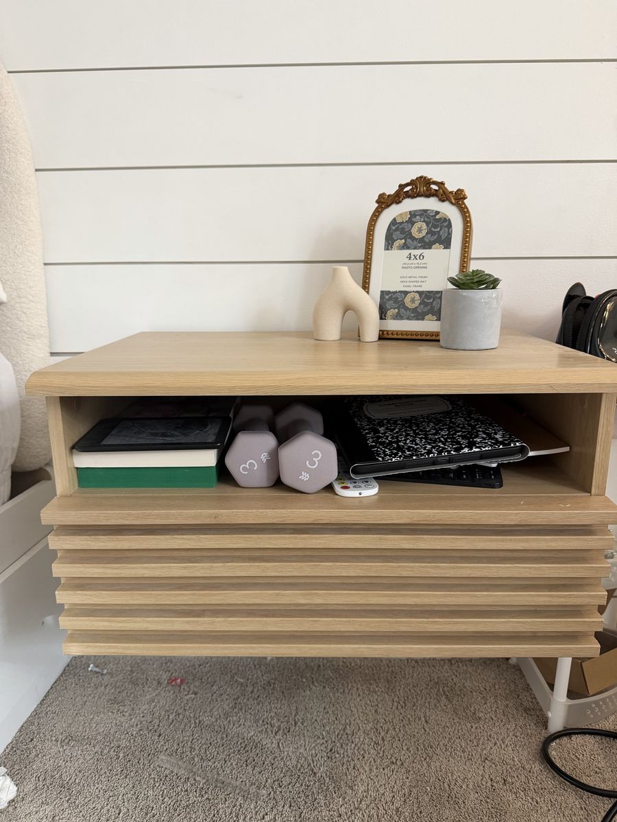 Floating nightstand