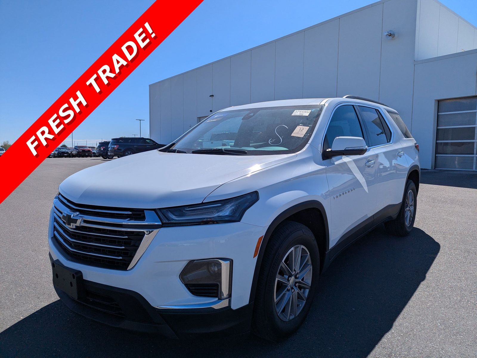2023 Chevrolet Traverse LT Leather