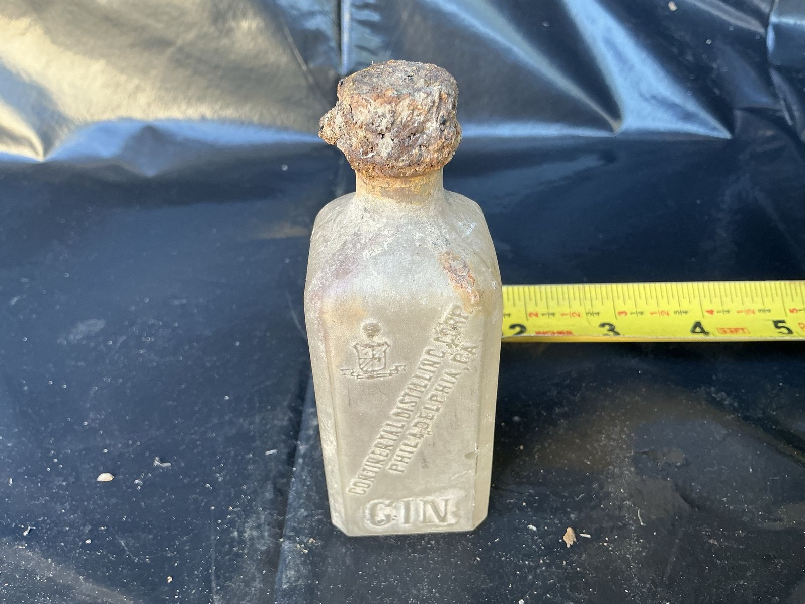 Antique Continental Distilling Corp. Philadelphia Gin Bottle with Original Stopper - Vintage Collectible