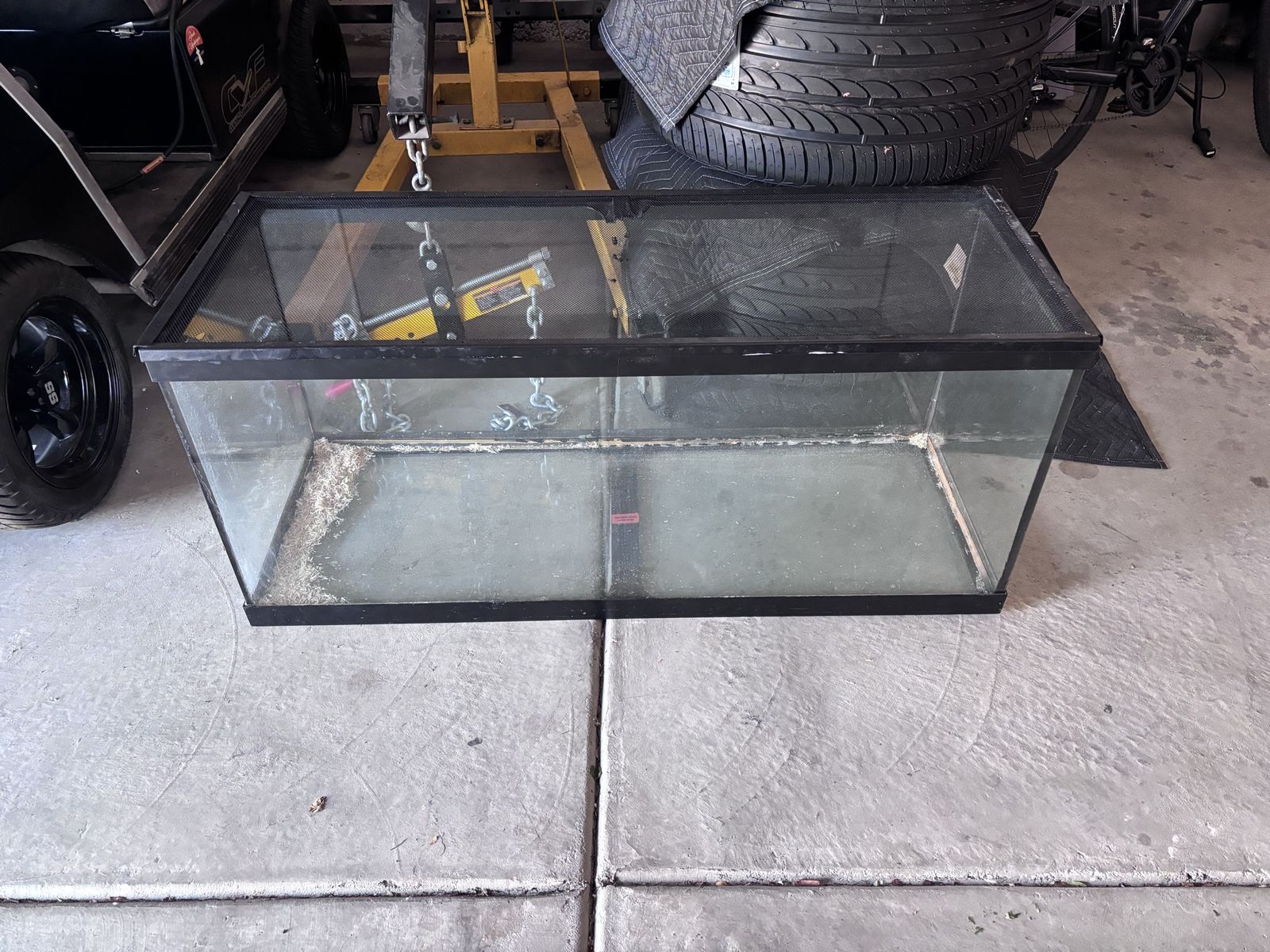 Glass Reptile Terrarium / Aquarium Tank with Mesh Screen Top
