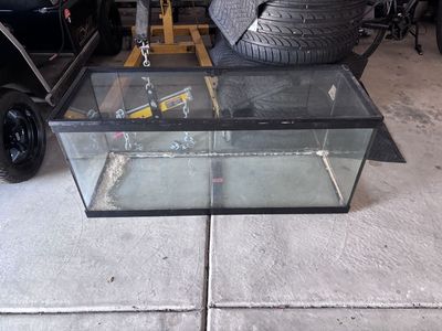 Glass Reptile Terrarium / Aquarium Tank with Mesh Screen Top