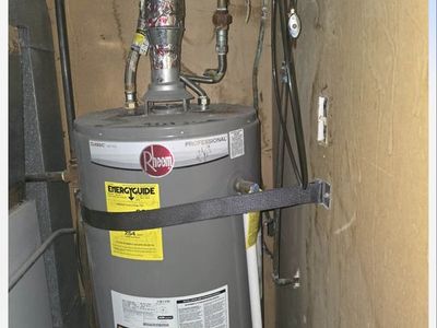 Rheem Water Heater new and used, text me for more info *will sell and install for a better price then anyone else!