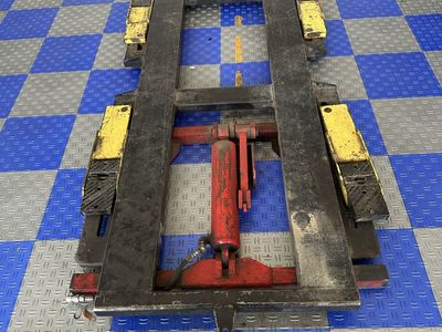 Snap on lift