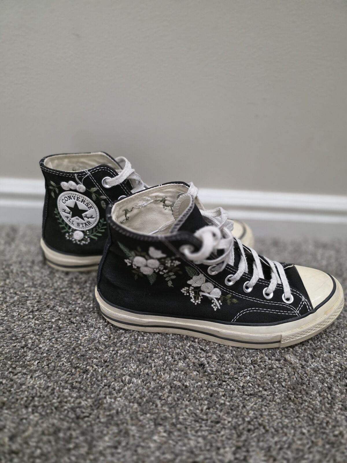 Embroidered Converse High Top Shoes Women