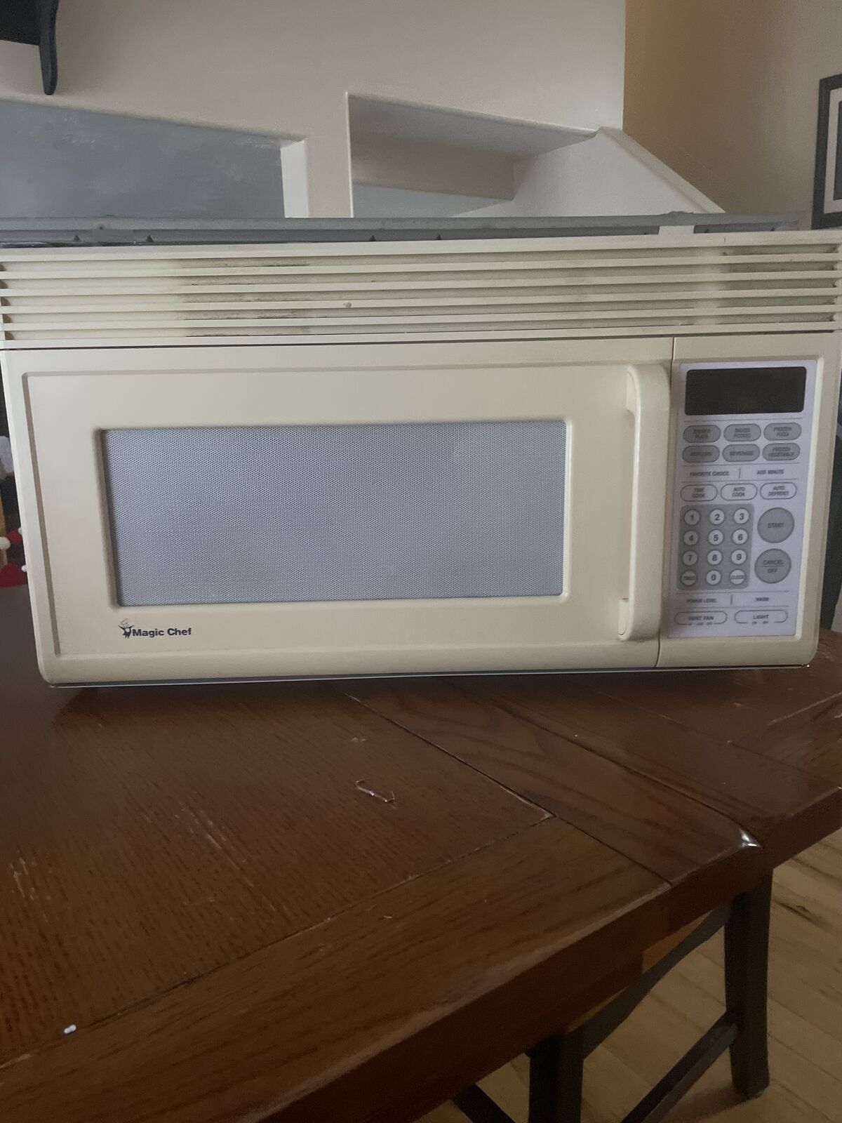 Microwave Undercabnet