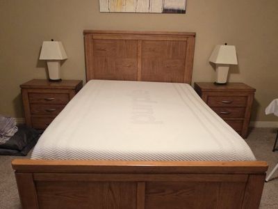 Wooden Queen Sized Bed Frame with Headboard and Footboard and Rails
