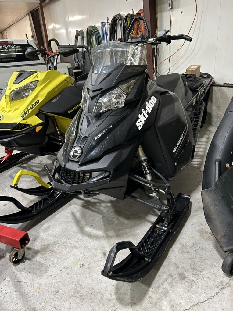 2014 Ski Doo 800
