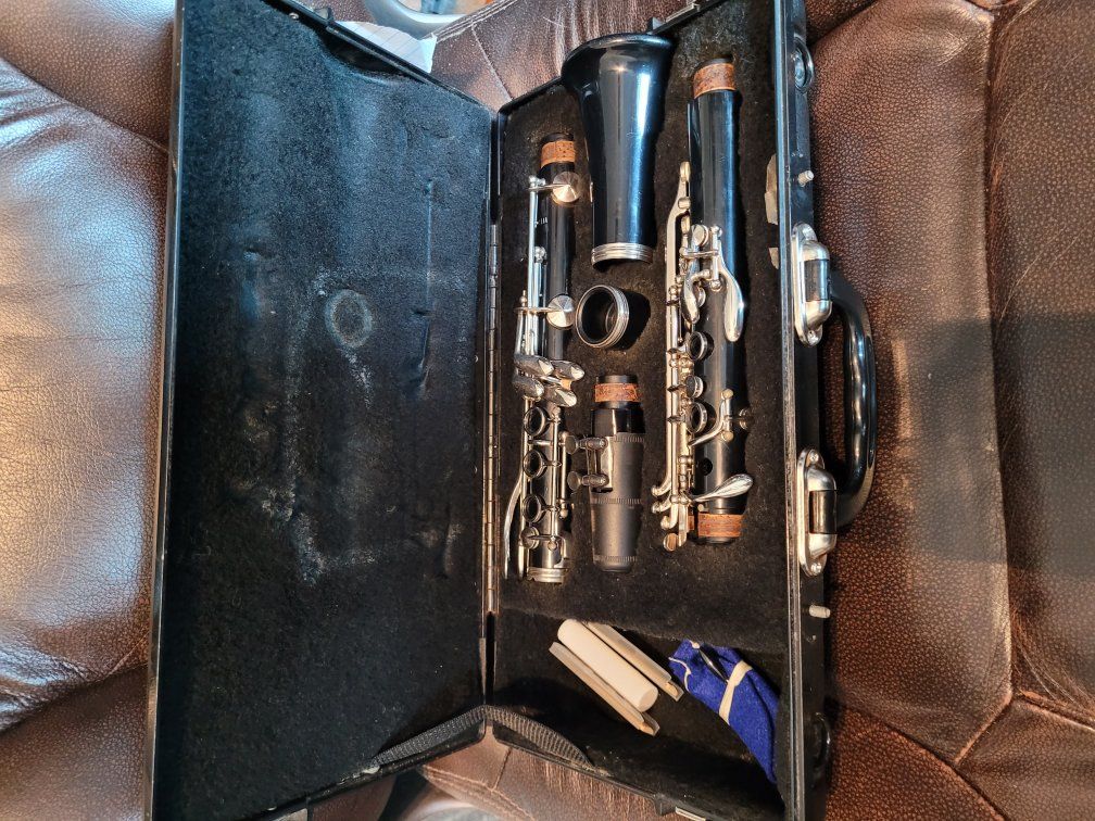 Vito Clarinet with Warranty