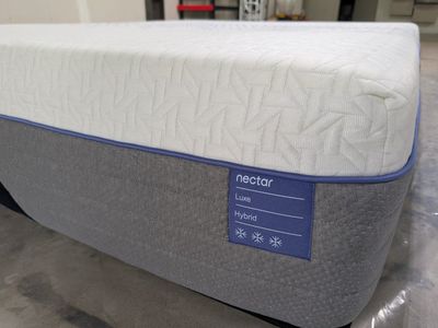 Nectar Luxe Hybrid Mattress – Twin XL