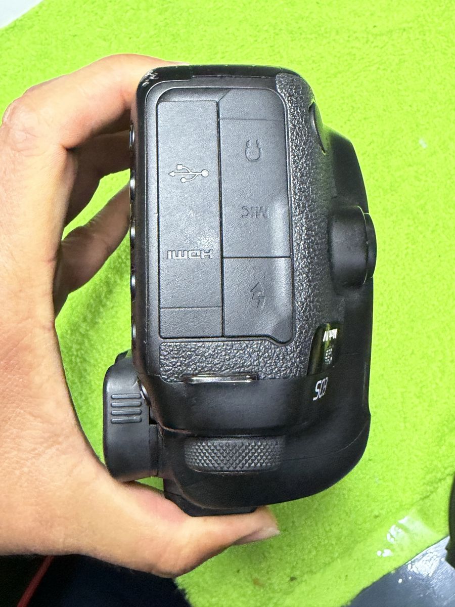 Main image 3