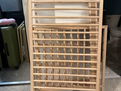 IKEA Convertible Wood Crib and Toddler Bed with Instructions