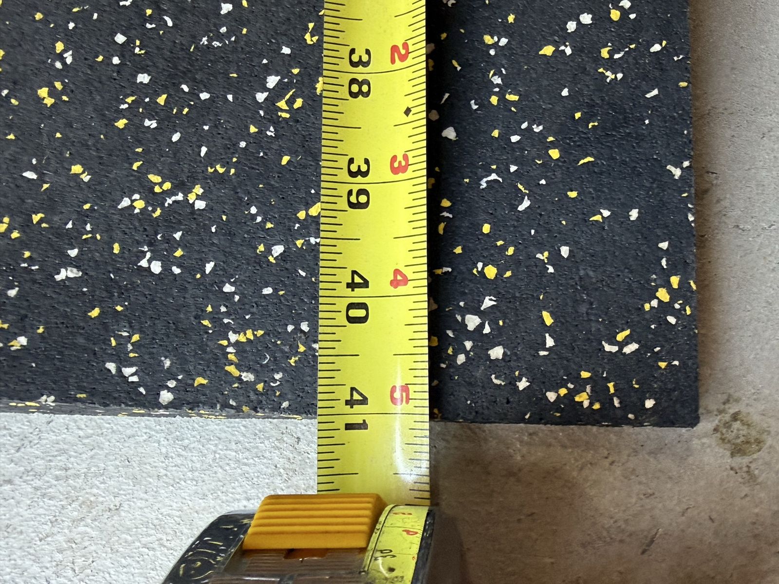 Main image 3