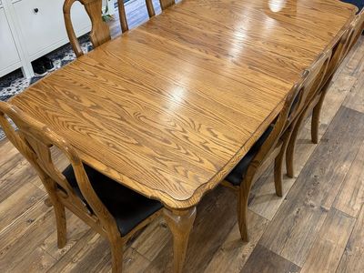Dining Table & Chairs