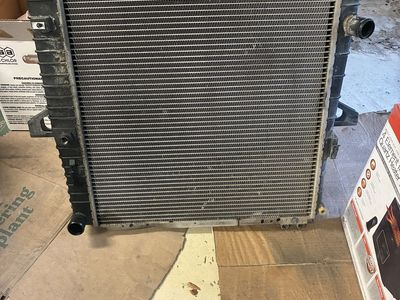 1998-2001 Ford Ranger/Explorer 4.0L V6 Radiator OEM