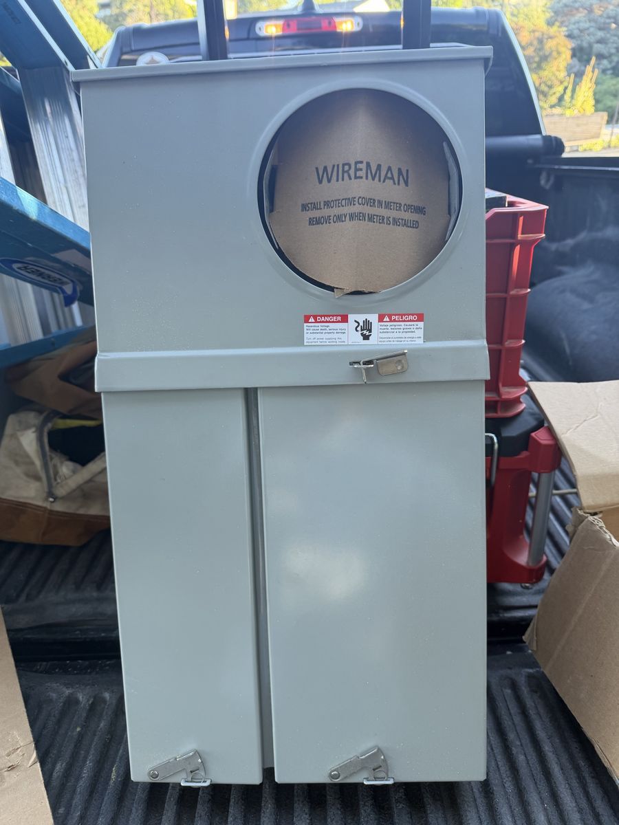 Siemens W2040ML1200CU 200A Meter with Disconnect.  Brand New! CASH ONLY!