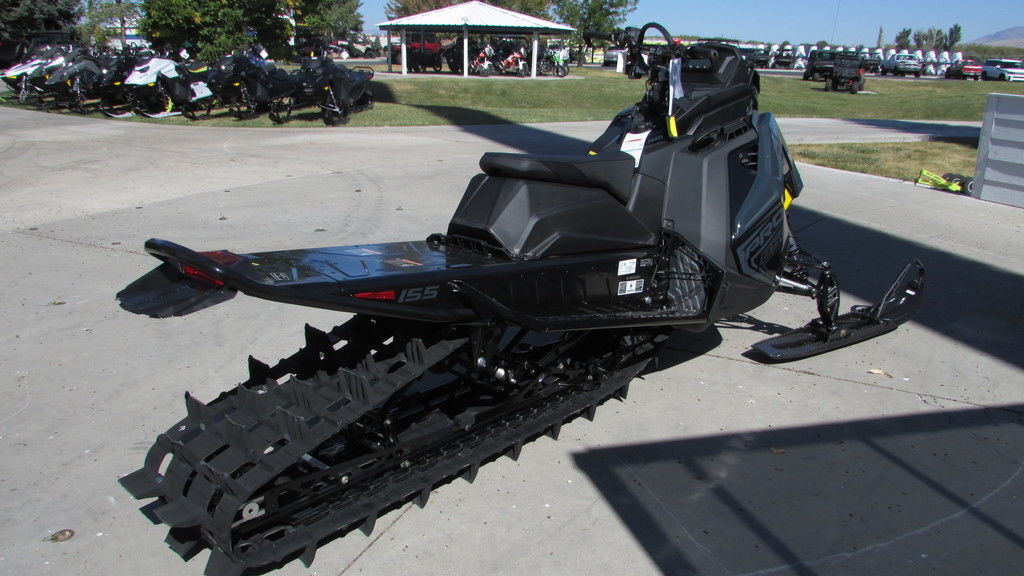 2026 Polaris® 850 PRO RMK 155 Gloss Black / Blue Dusk