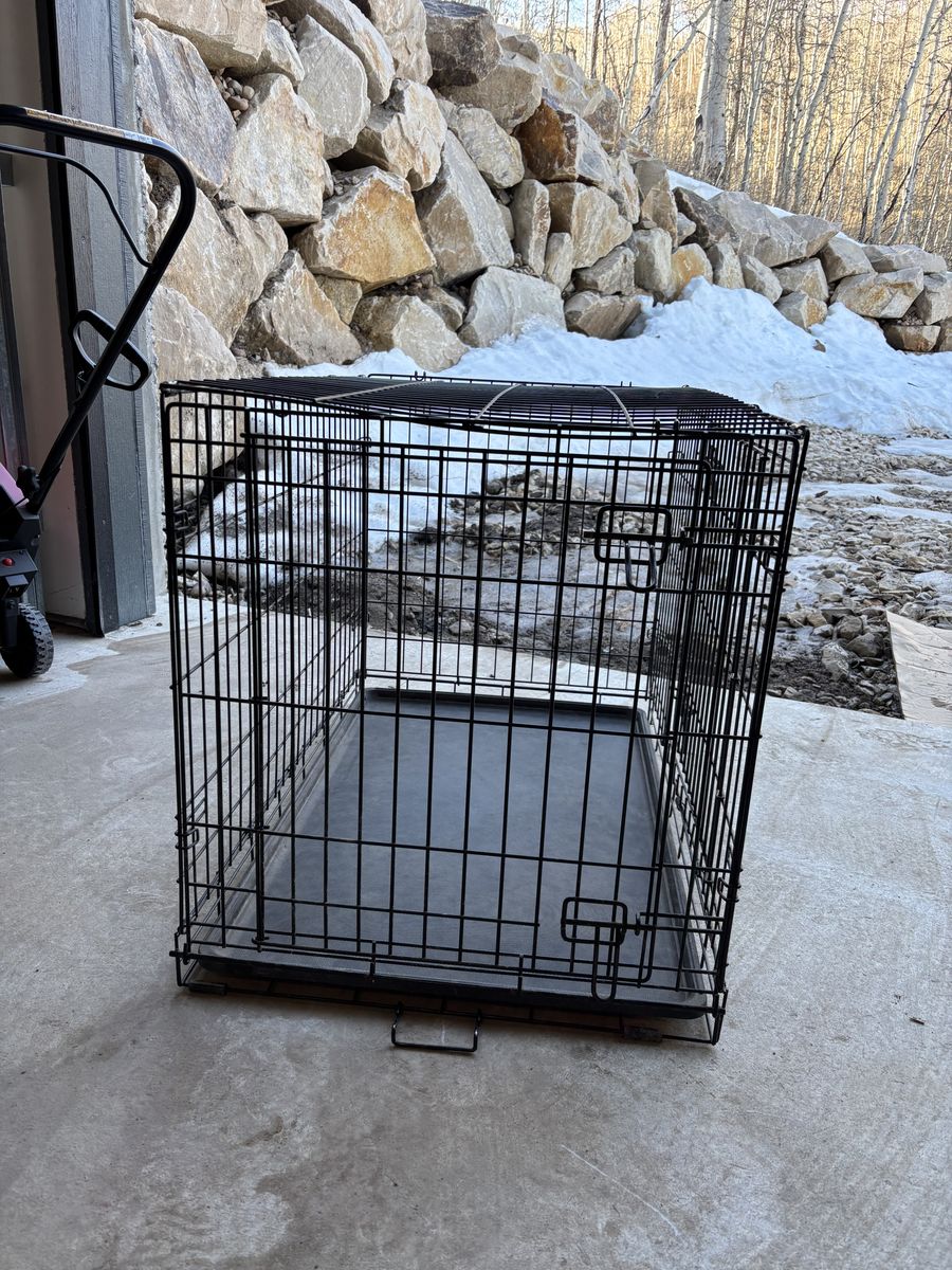 Dog Kennel Medium